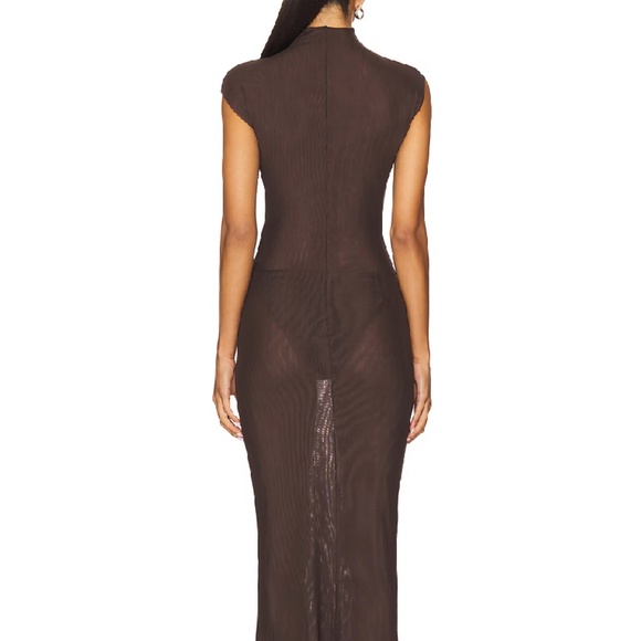 Laissa Mesh Maxi Dress - Picture 2 of 2